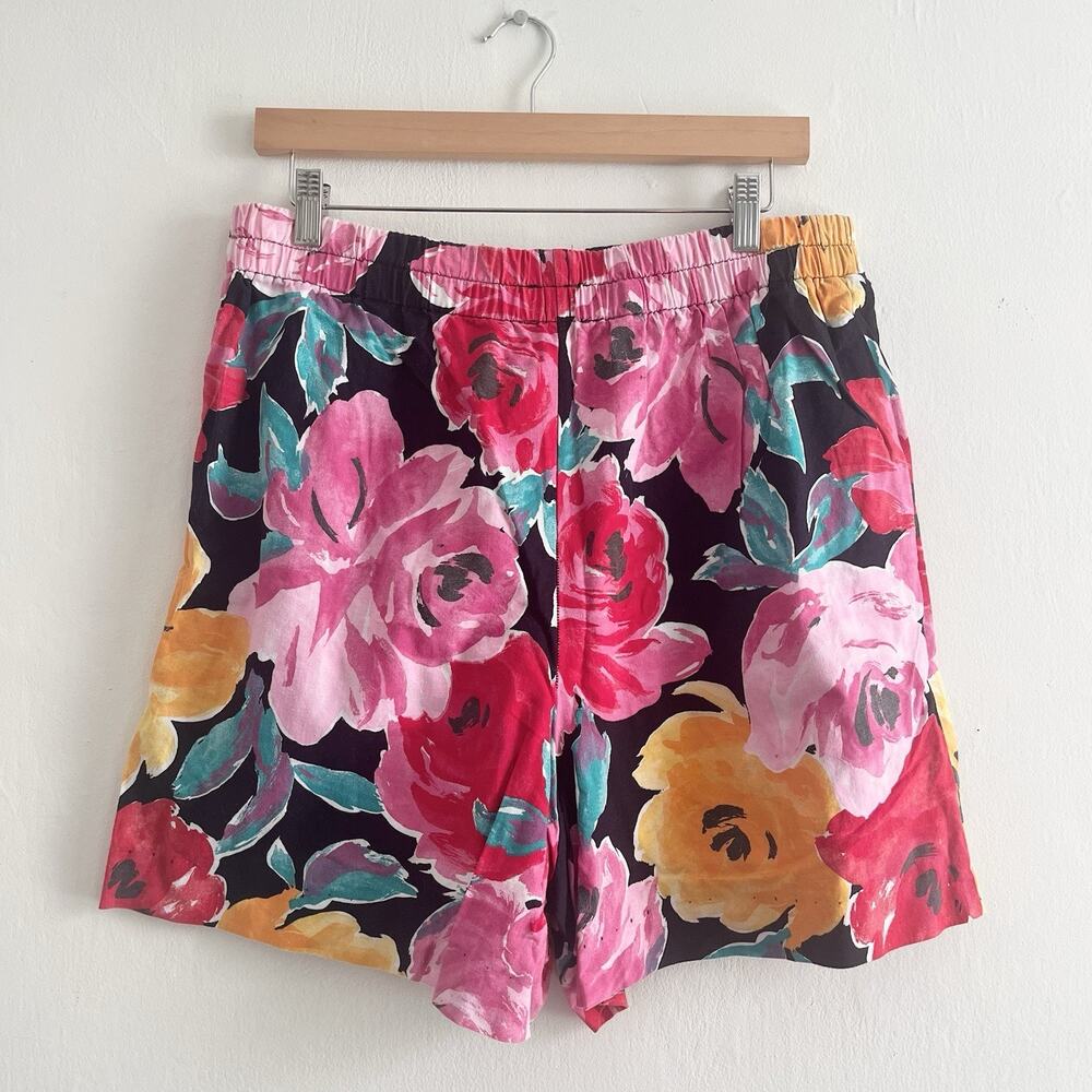 Vintage 80s Colorful Floral Printed Shorts